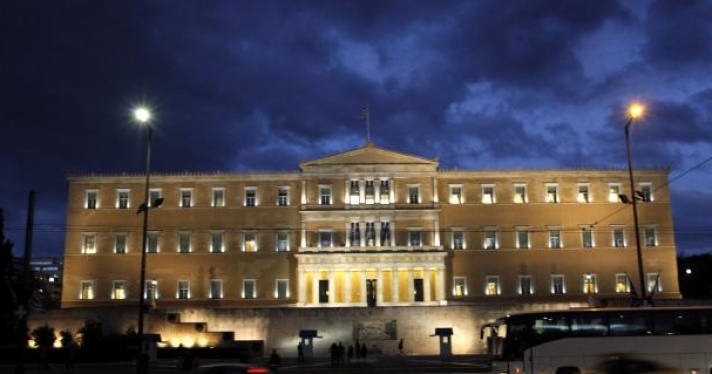 Κοροναϊός: Αναφορές για δύο ύποπτα κρούσματα στη Βουλή