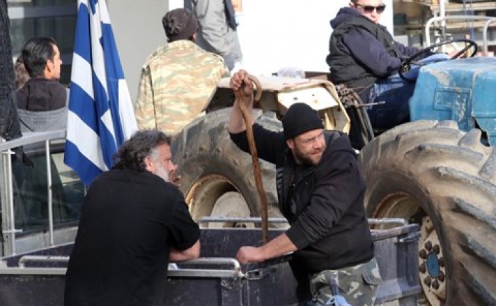 Πόλεμος στην Αθήνα (Με άμυνα «ζώνης» περιμένει τους αγρότες η αστυνομία στην Αθήνα)