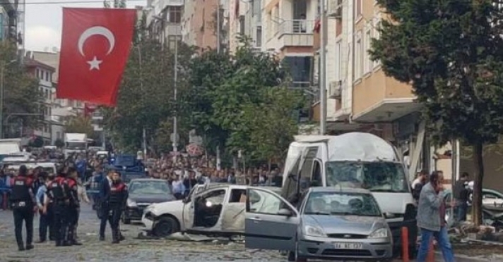 Ισχυρή έκρηξη στην Κωνσταντινούπολη -10 τραυματίες [εικόνες]