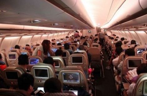 Απίστευτο συμβάν στο αεροπλάνο προς Αθήνα: Ένας επιβάτης ταλαιπώρησε τόσο κόσμο για ένα...