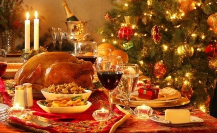Γιαγιά χρέωσε 41 ευρώ το άτομο τους συγγενείς για το χριστουγεννιάτικο τραπέζι!