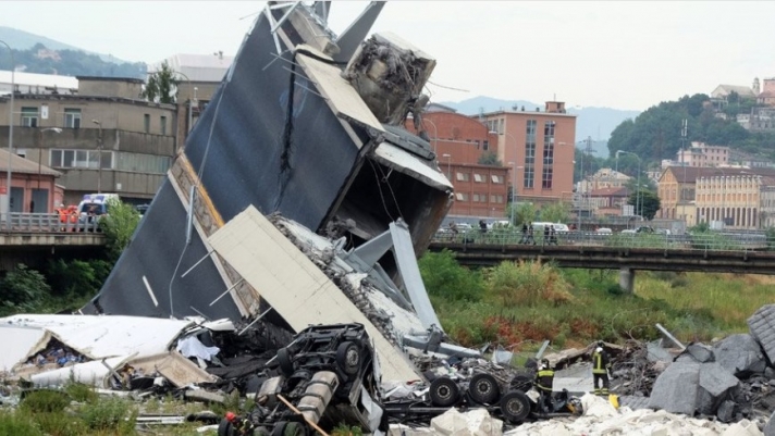 «Ω Θεέ μου, ω Θεέ μου»: Η στιγμή της κατάρρευσης της γέφυρας στη Γένοβα