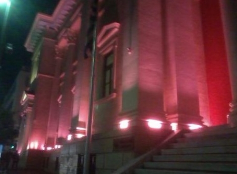 Πάτρα: Το Δικαστικό Μέγαρο «ντύθηκε» ροζ για καλό σκοπό! ΔΕΙΤΕ ΦΩΤΟΓΡΑΦΙΕΣ