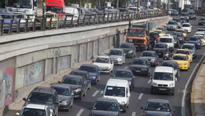 ΤΩΡΑ: Κυκλοφοριακό χάος στην Αθήνα - Δείτε ποιους δρόμους να αποφύγετε