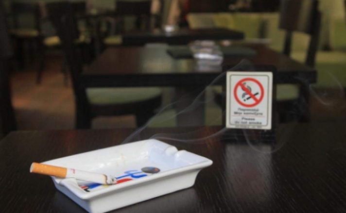 Περισσότερες από 270 τηλεφωνικές καταγγελίες για το κάπνισμα μέσα σε τρεις ημέρες