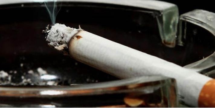 Βαρύ το τσιγάρο για τους Έλληνες εξαιτίας των φόρων