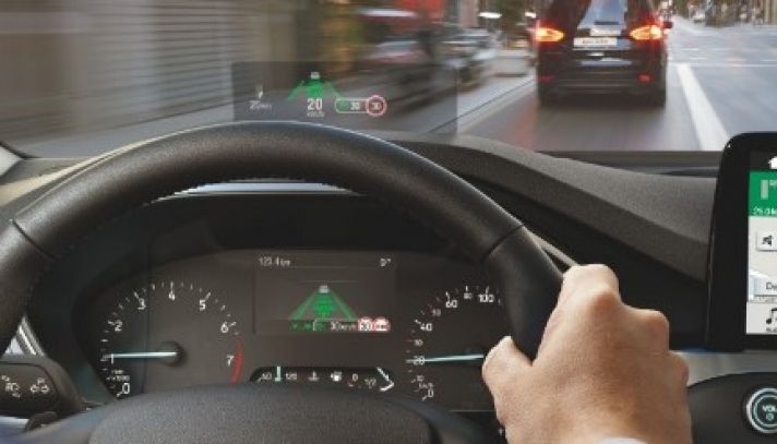 Το νέο Focus φέρνει την πρώτη οθόνη ?Head-up display? της Ford στην Ευρώπη